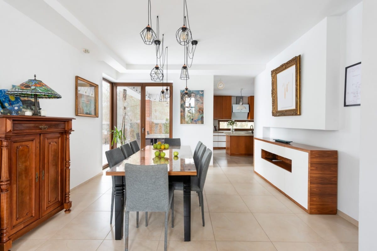 Dom 7 pokojowe na Sprzedaż