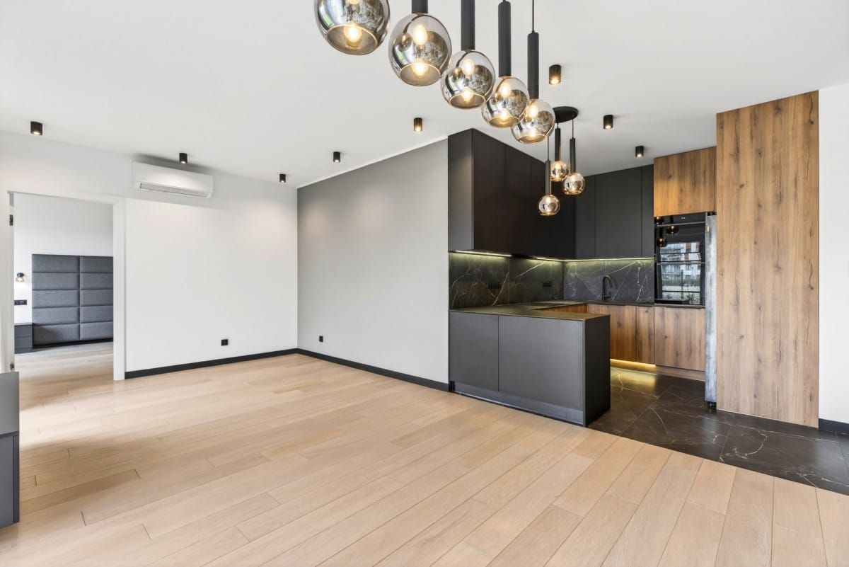 Mieszkanie 4 pokojowe na Sprzedaż