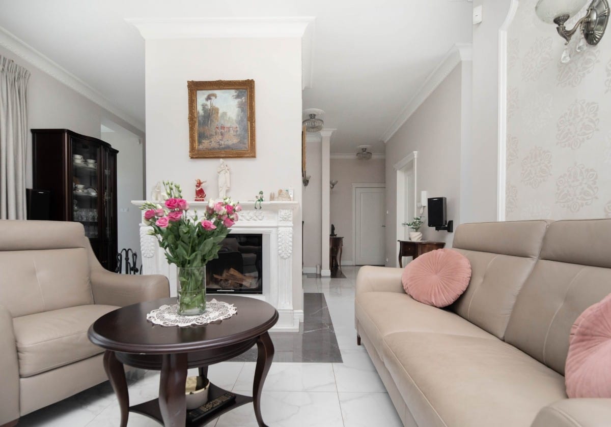 Dom 4 pokojowe na Sprzedaż