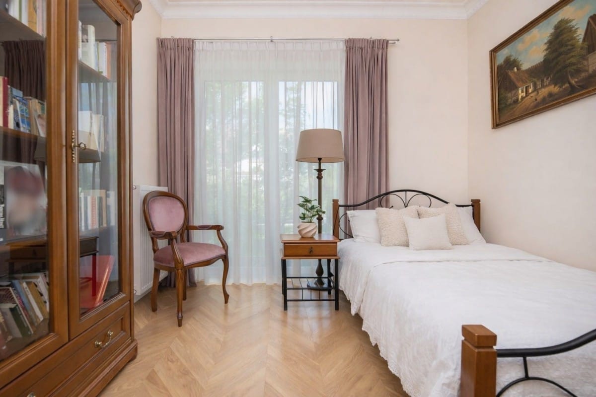 Dom 4 pokojowe na Sprzedaż