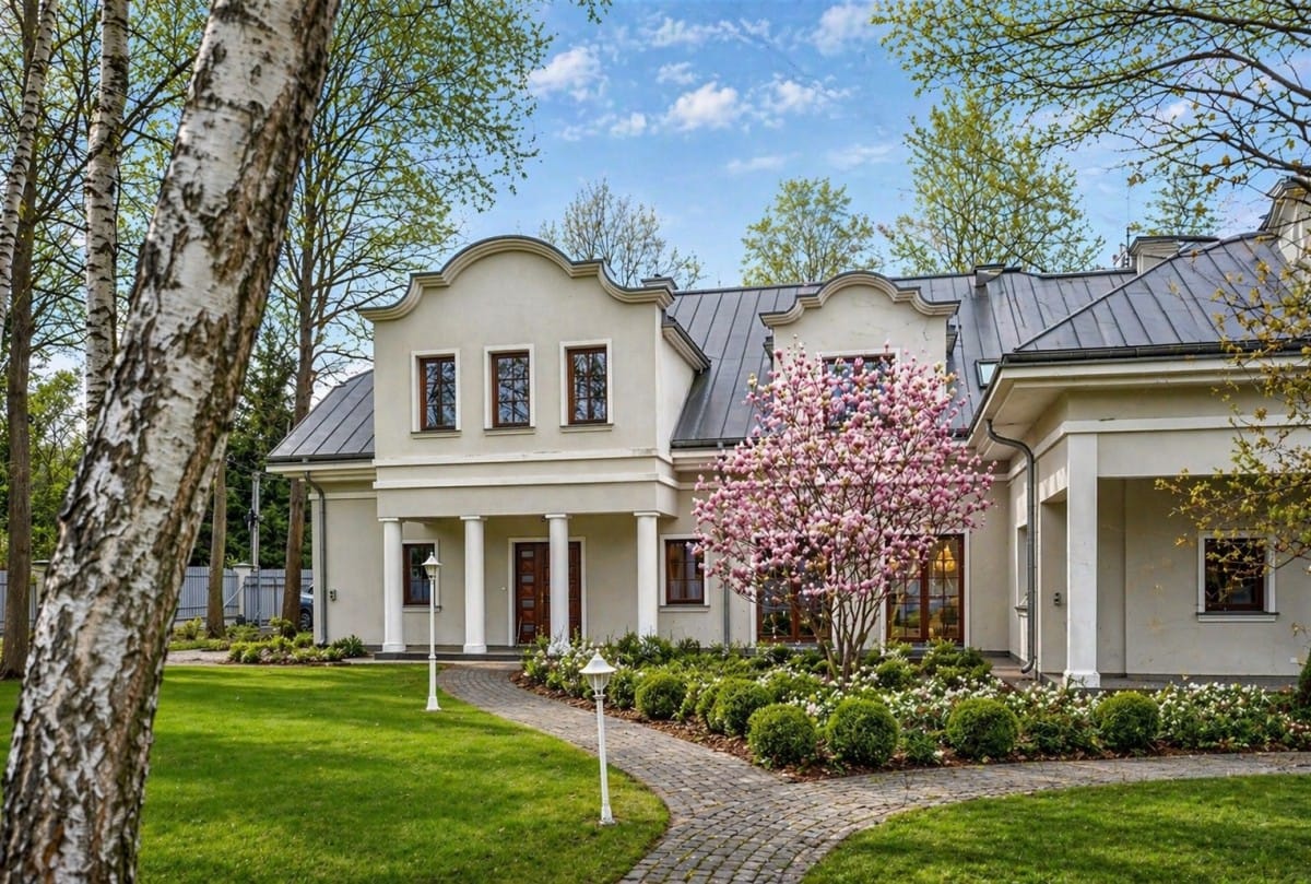 Dom  pokojowe na Sprzedaż