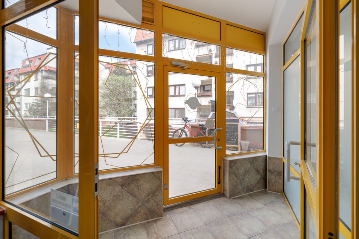 Lokal użytkowy  pokojowe na Sprzedaż