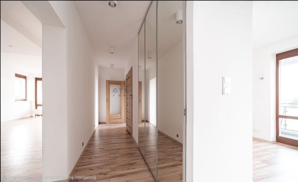 Mieszkanie 4 pokojowe na Sprzedaż