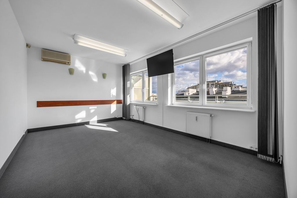 Lokal użytkowy  pokojowe na Wynajem