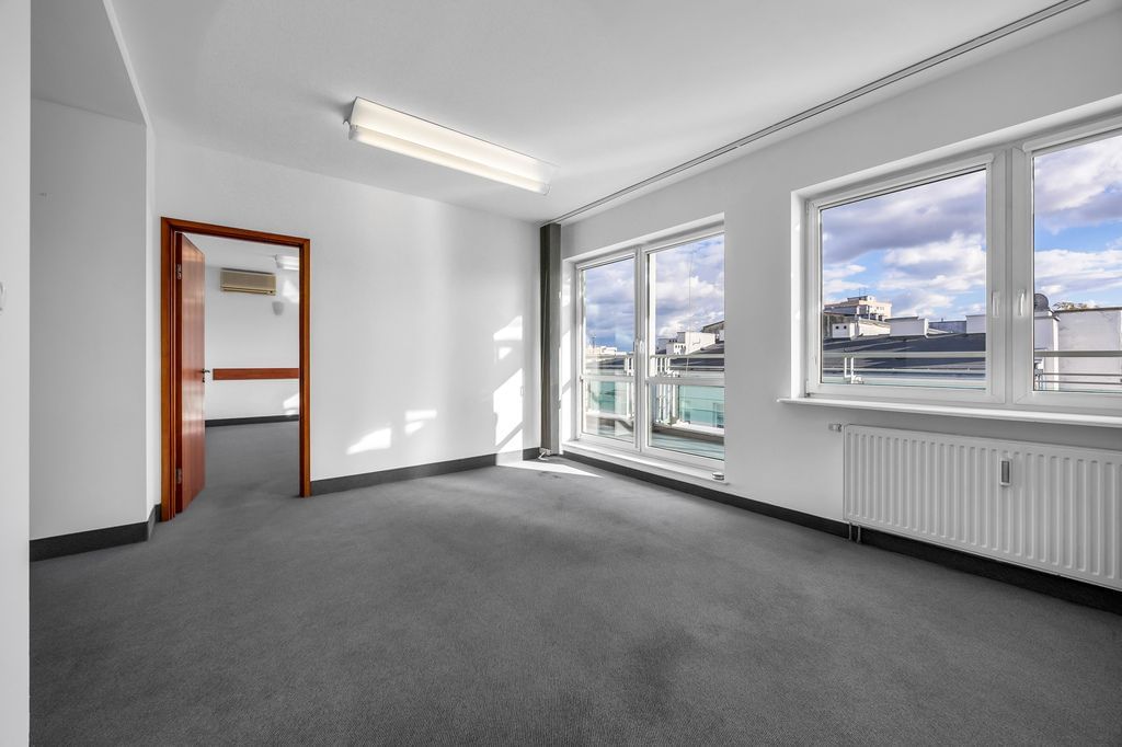 Lokal użytkowy  pokojowe na Wynajem