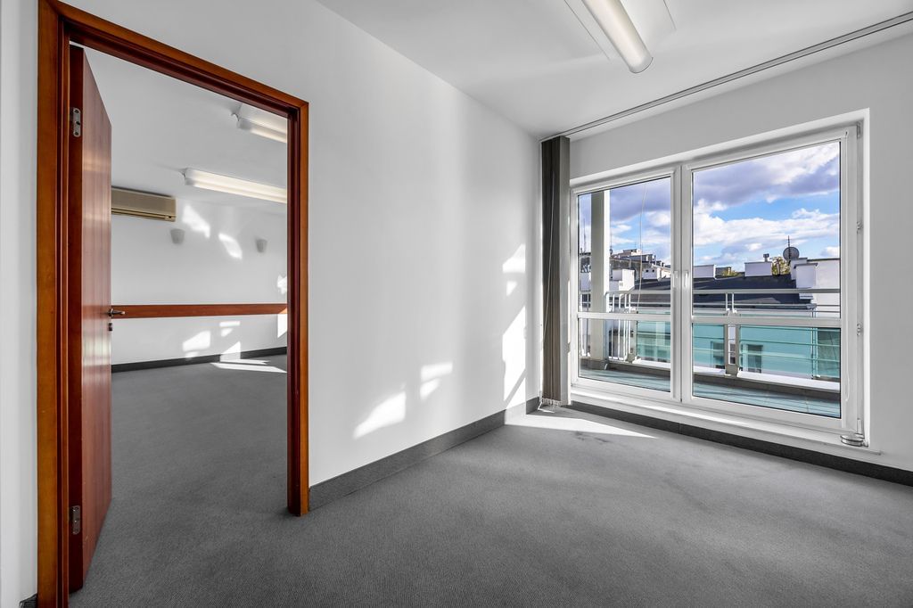 Lokal użytkowy  pokojowe na Wynajem