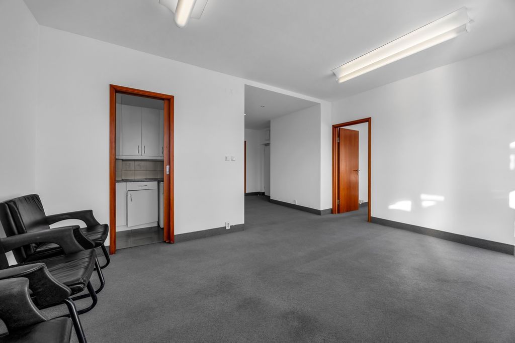 Lokal użytkowy  pokojowe na Wynajem