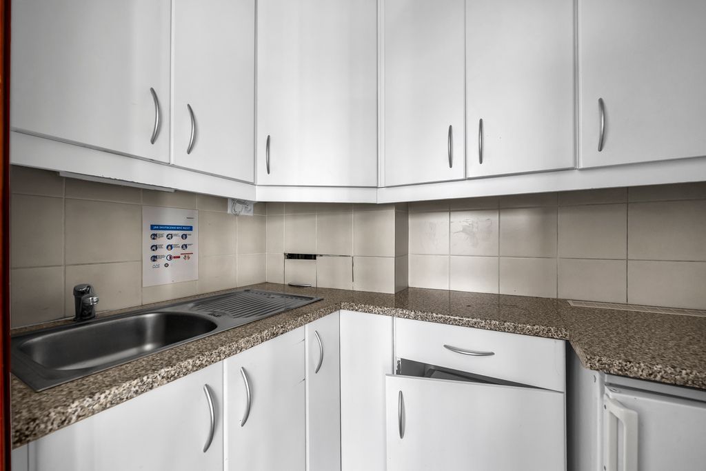 Lokal użytkowy  pokojowe na Wynajem