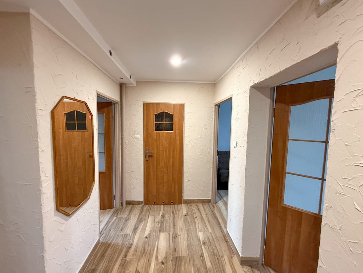 Mieszkanie 3 pokojowe na Sprzedaż