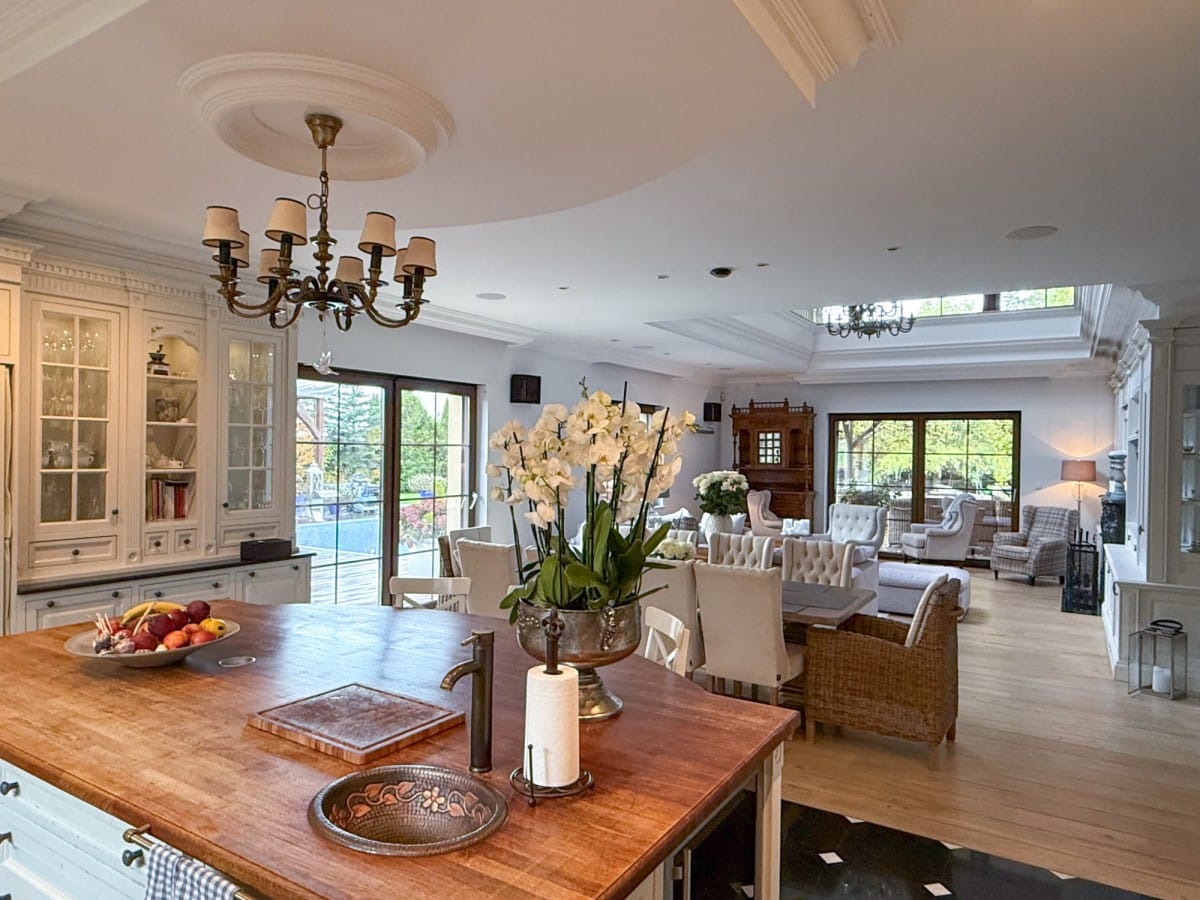 Dom  pokojowe na Sprzedaż