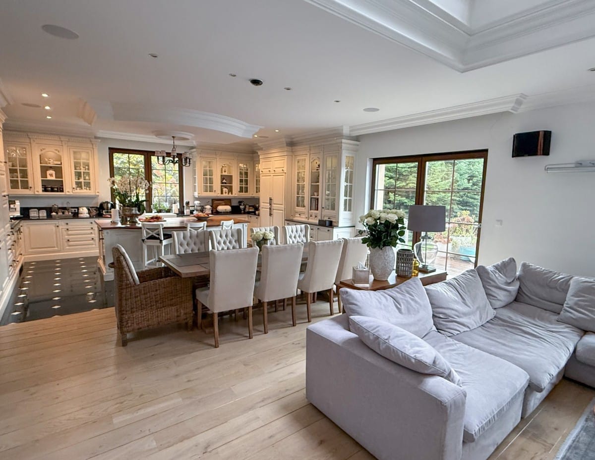 Dom  pokojowe na Sprzedaż