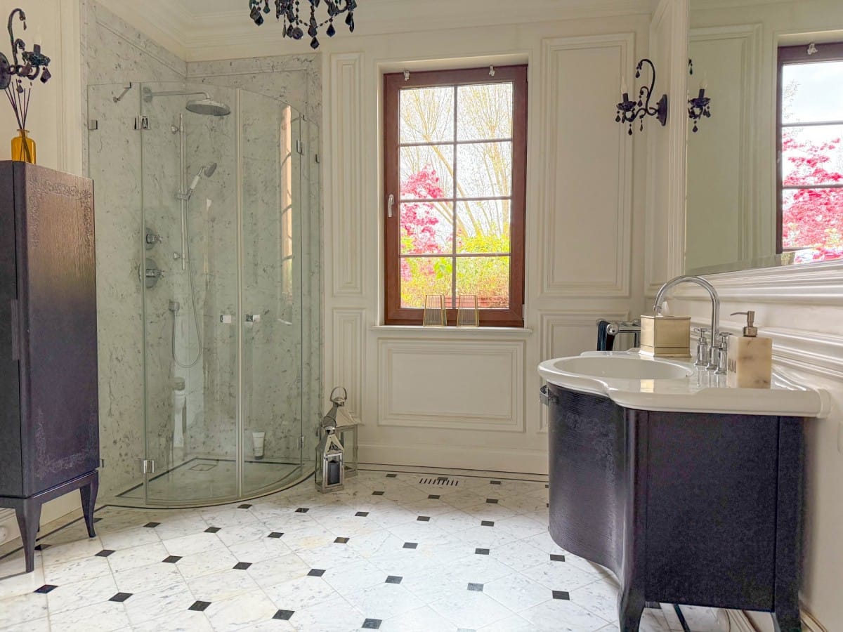 Dom  pokojowe na Sprzedaż