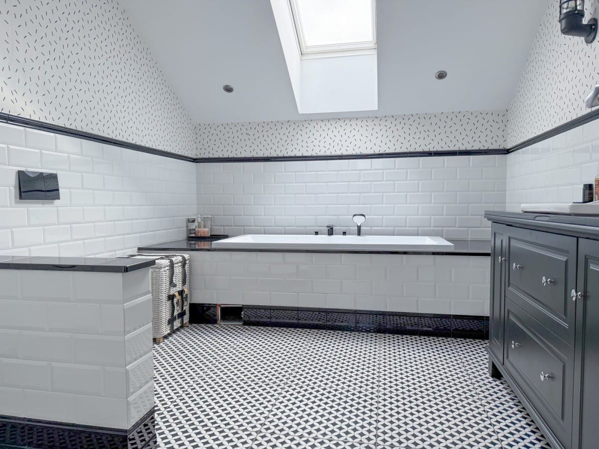 Dom  pokojowe na Sprzedaż