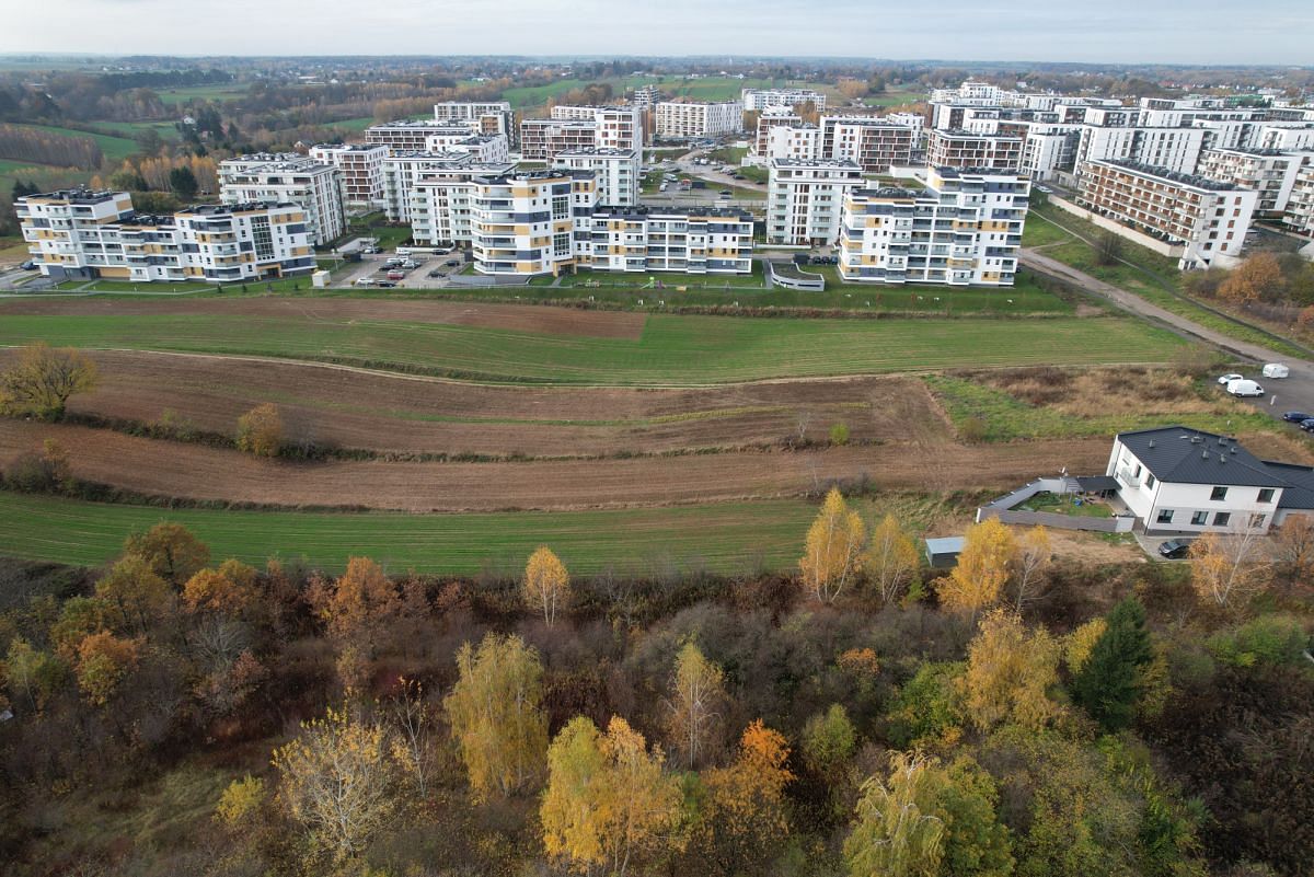 Działka  pokojowe na Sprzedaż