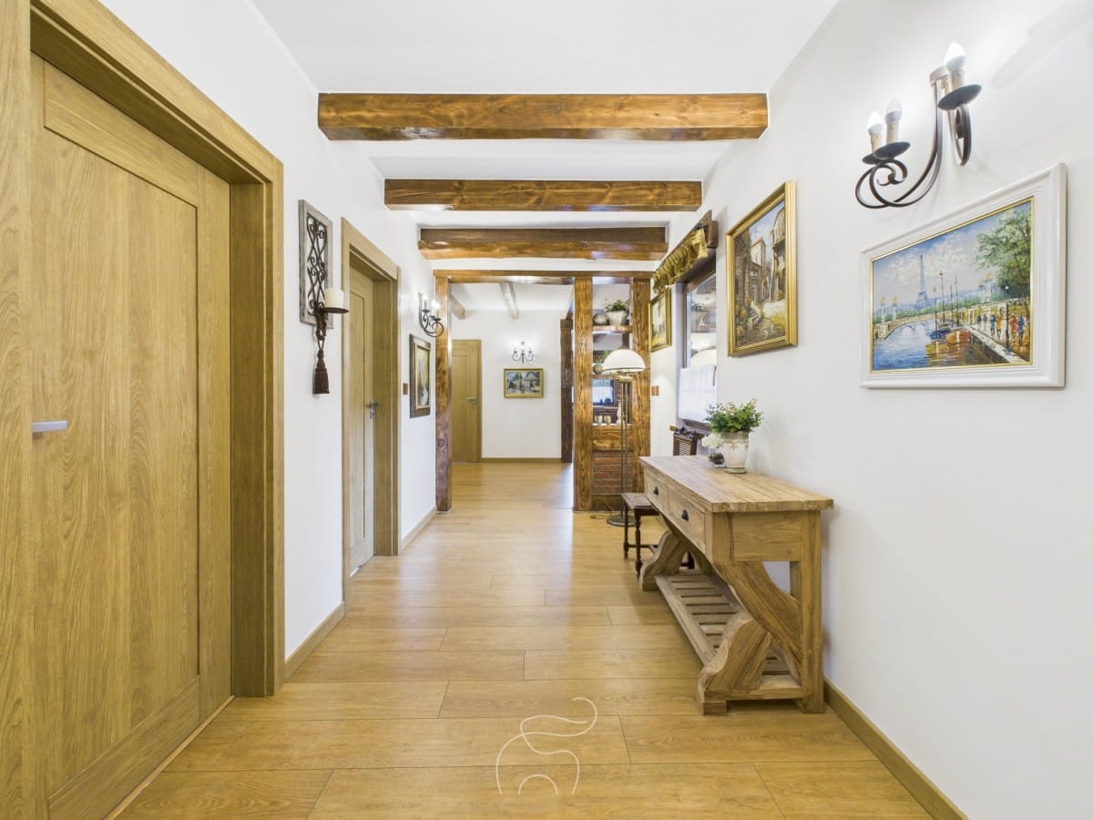 Dom 4 pokojowe na Sprzedaż