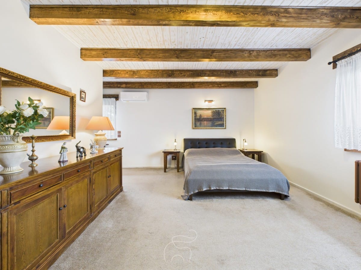 Dom 4 pokojowe na Sprzedaż