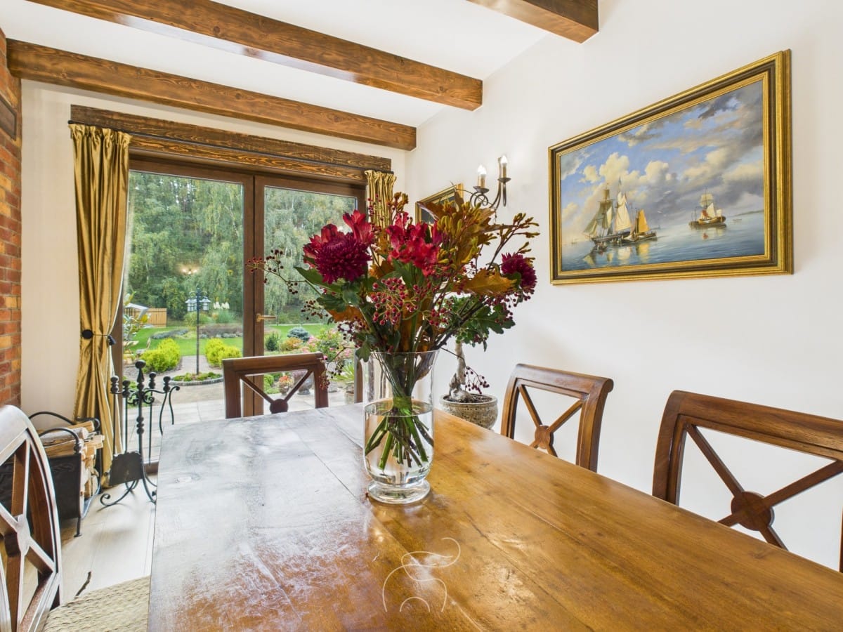 Dom 4 pokojowe na Sprzedaż