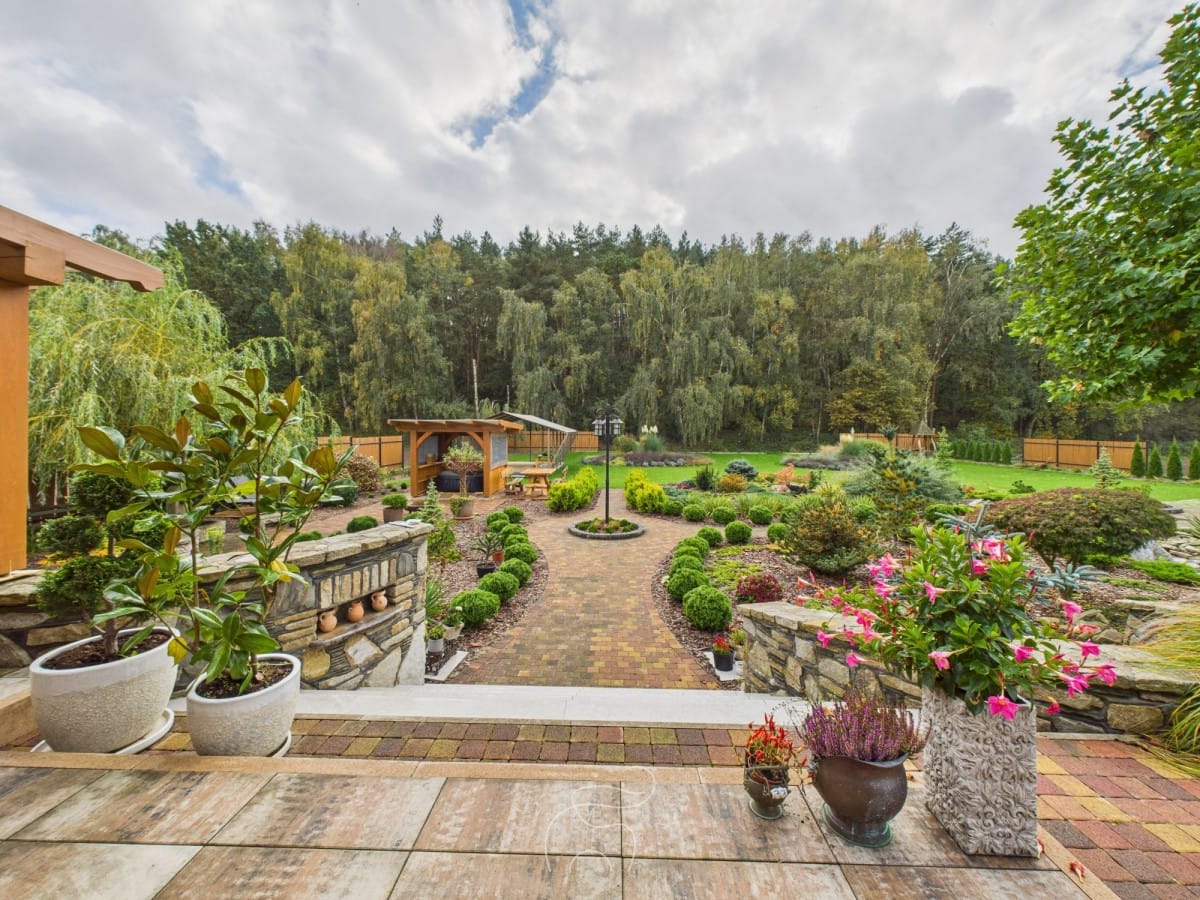 Dom 4 pokojowe na Sprzedaż