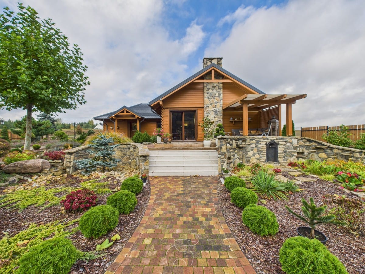 Dom 4 pokojowe na Sprzedaż