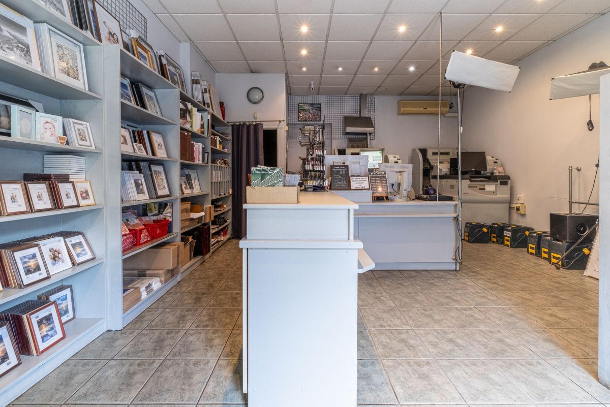 Lokal użytkowy  pokojowe na Sprzedaż