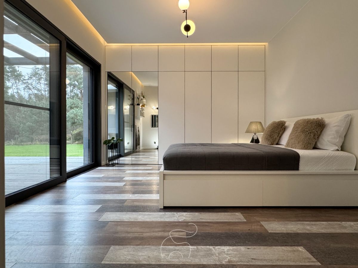 Dom 4 pokojowe na Sprzedaż