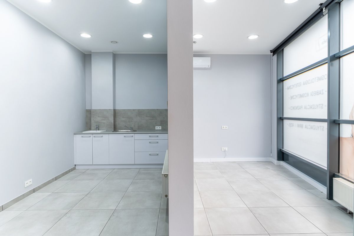 Lokal użytkowy  pokojowe na Wynajem