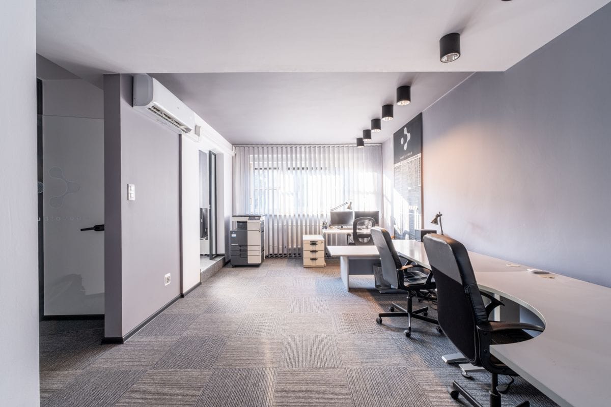 Lokal użytkowy  pokojowe na Wynajem