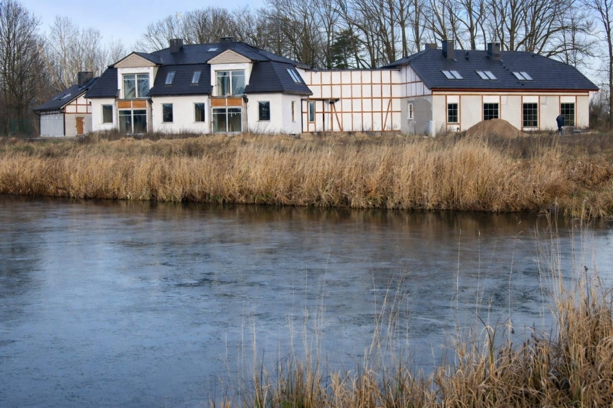 Dom 10 pokojowe na Sprzedaż