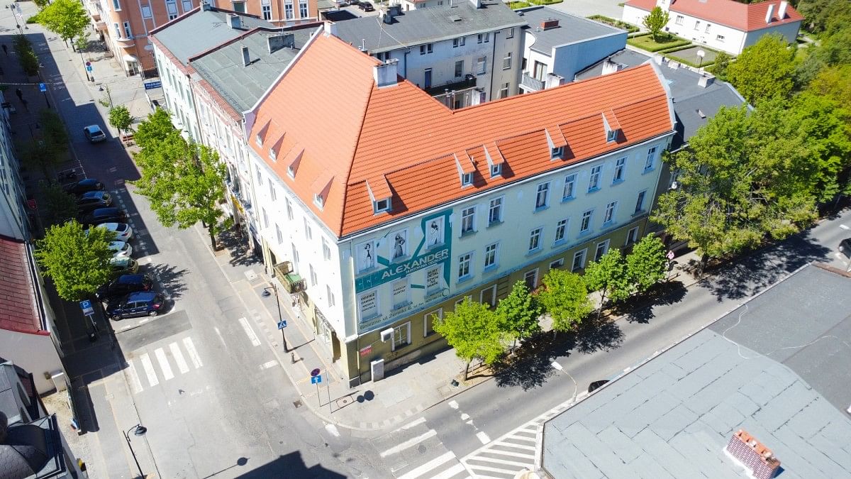 Dom 18 pokojowe na Sprzedaż