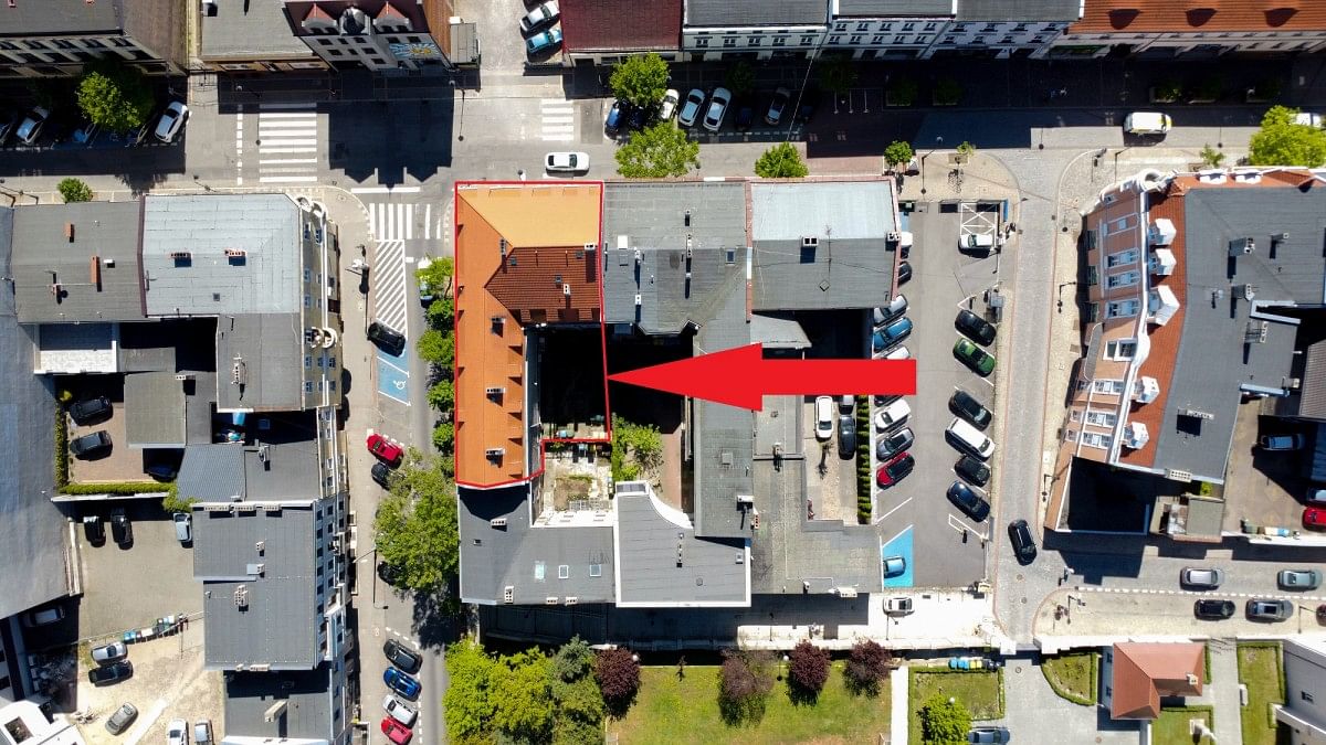 Dom 18 pokojowe na Sprzedaż