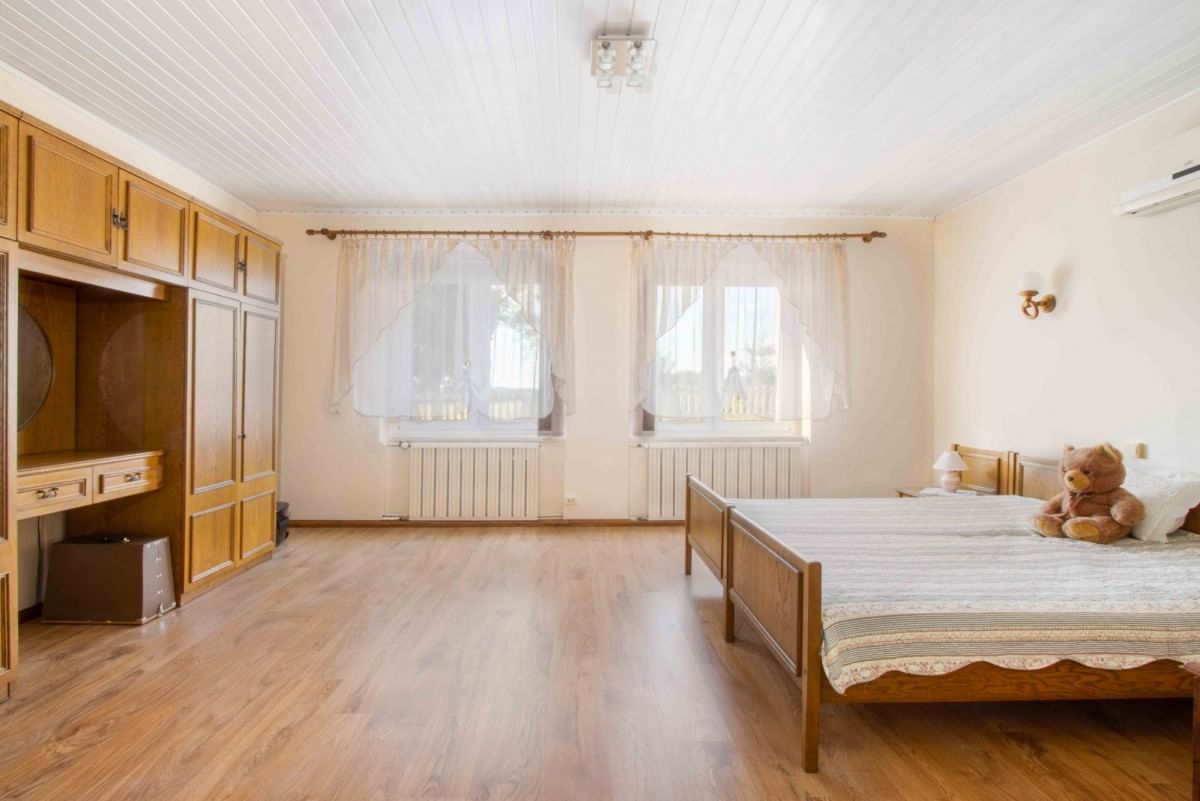 Dom 5 pokojowe na Sprzedaż