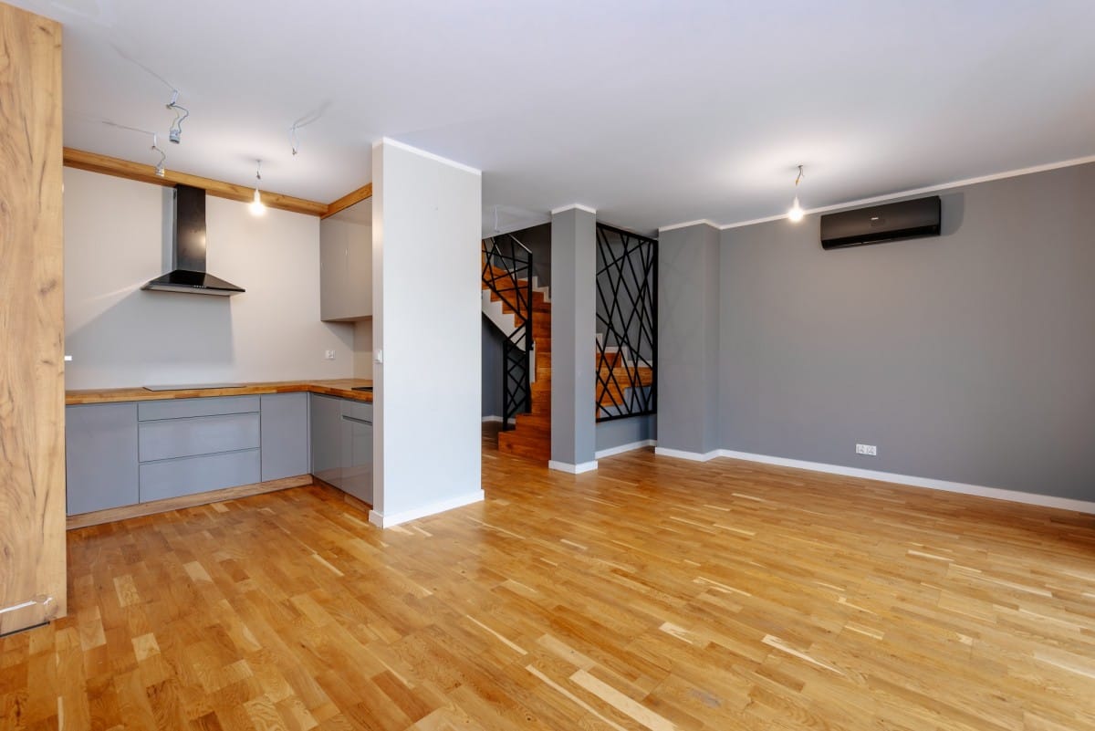 Dom 4 pokojowe na Sprzedaż