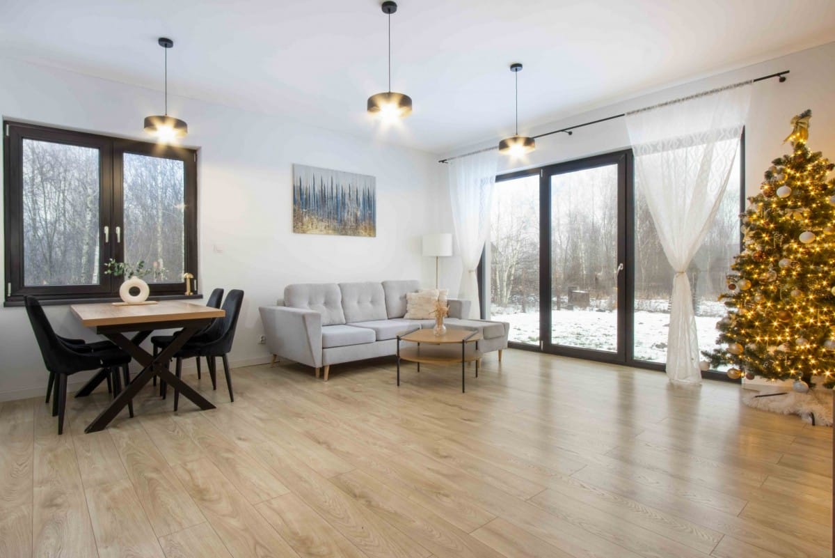 Dom 4 pokojowe na Sprzedaż