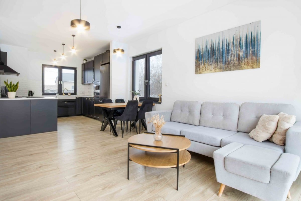 Dom 4 pokojowe na Sprzedaż