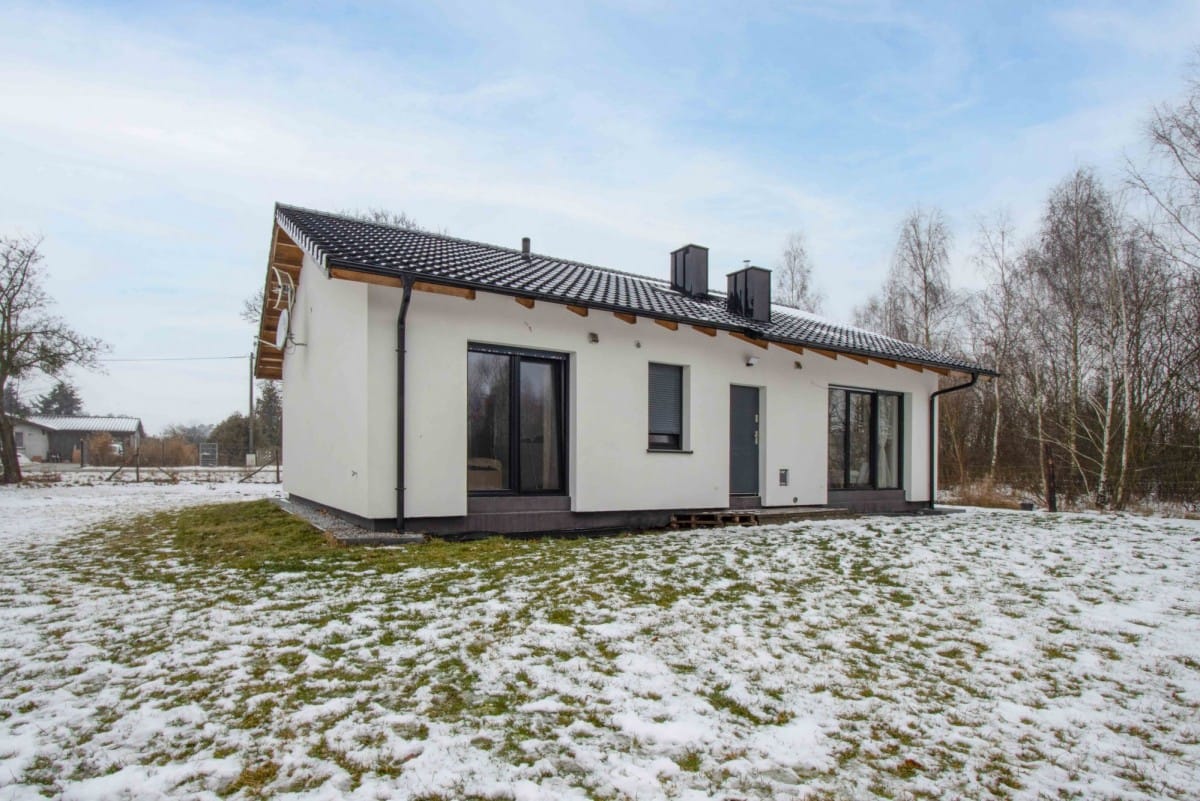 Dom 4 pokojowe na Sprzedaż