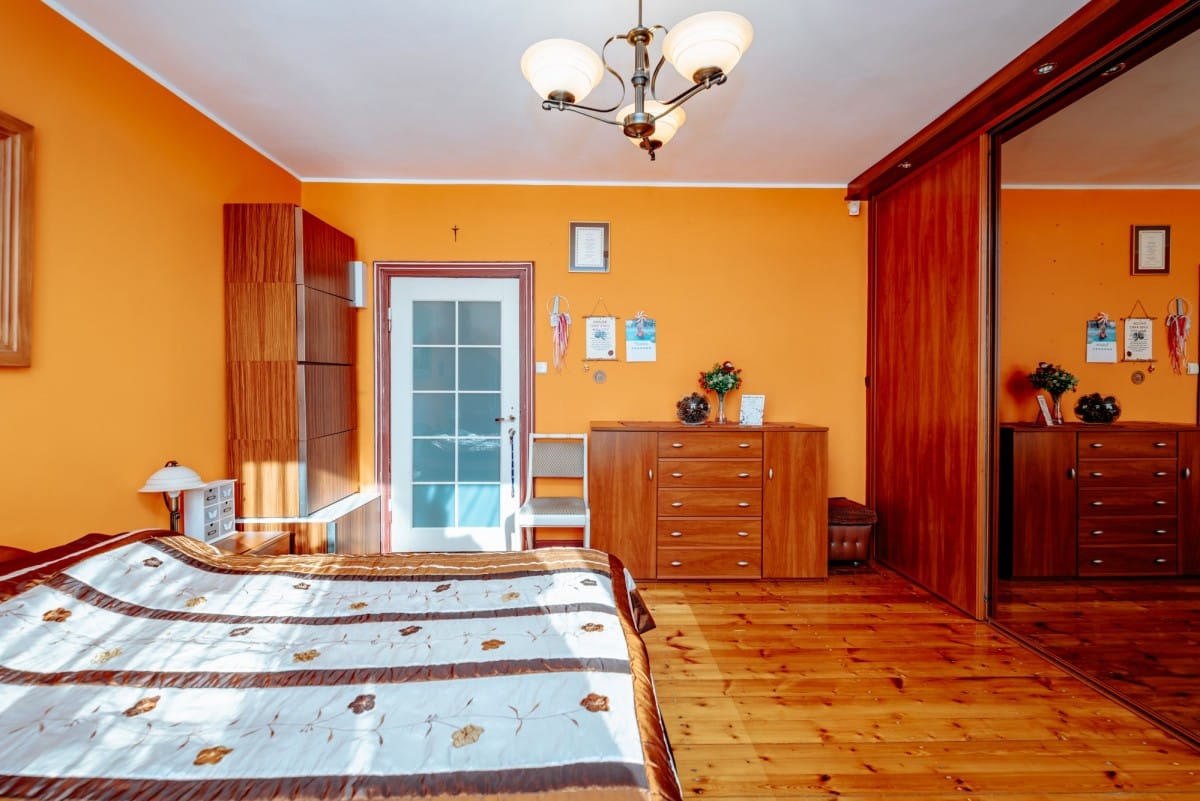 Dom 4 pokojowe na Sprzedaż