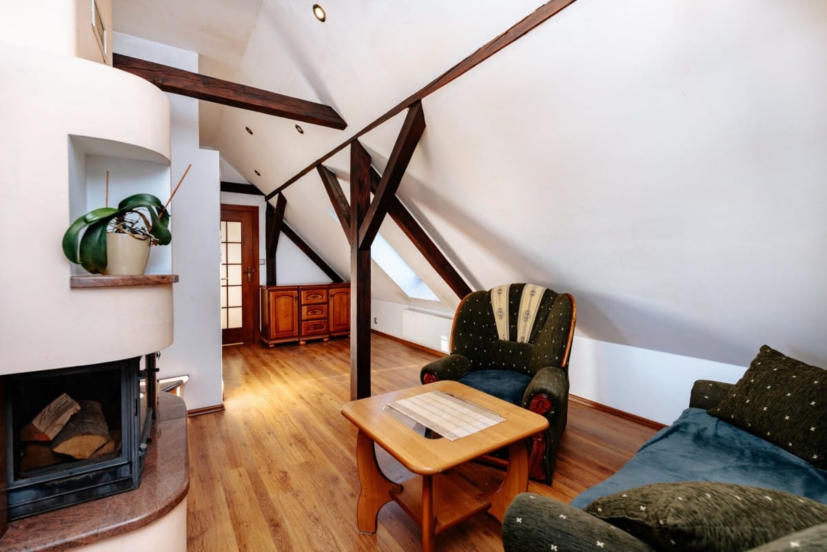 Dom 4 pokojowe na Sprzedaż