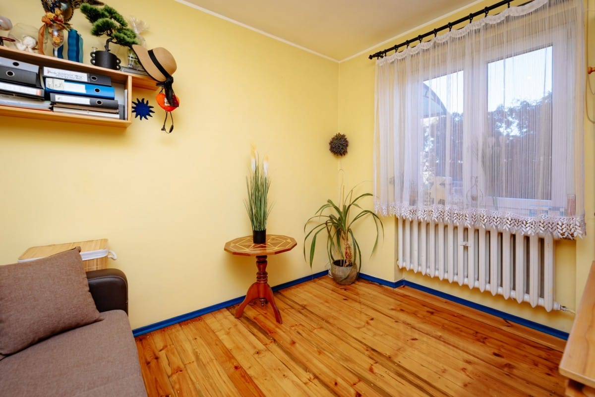 Dom 4 pokojowe na Sprzedaż