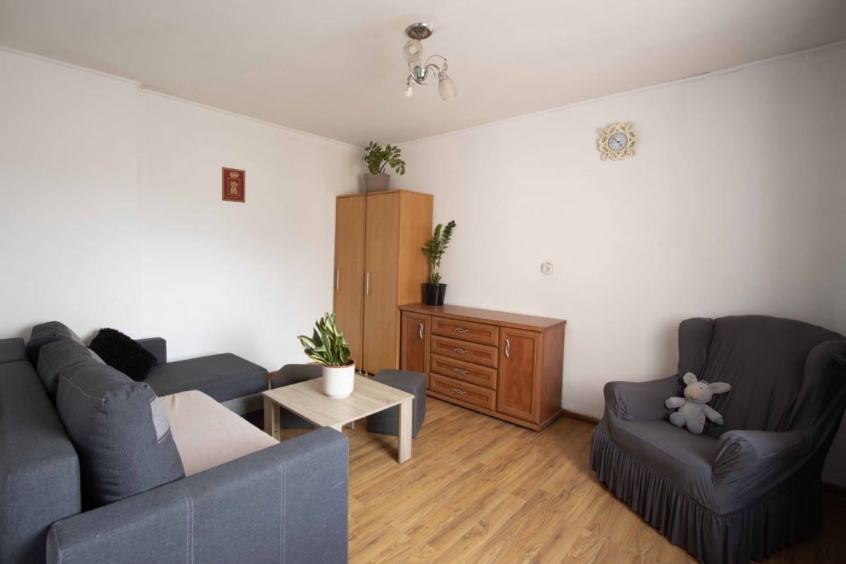 Dom 6 pokojowe na Sprzedaż