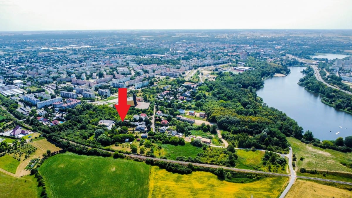 Dom 8 pokojowe na Sprzedaż