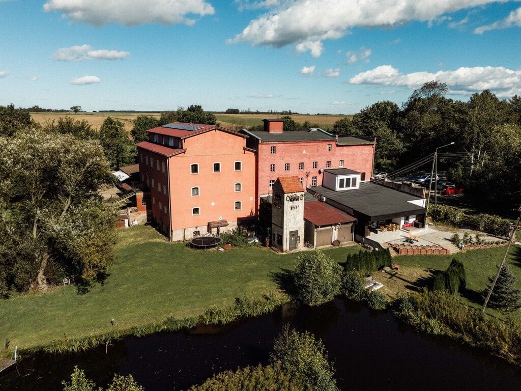 Lokal użytkowy  pokojowe na Sprzedaż