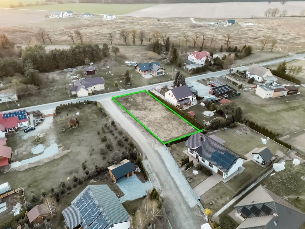 Działka  pokojowe na Sprzedaż