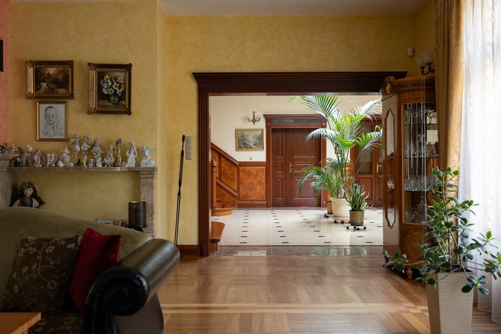 Dom 9 pokojowe na Wynajem