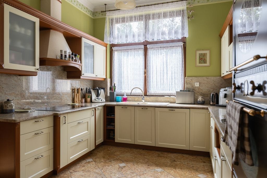 Dom 9 pokojowe na Wynajem