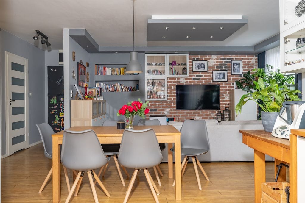 Mieszkanie 3 pokojowe na Sprzedaż