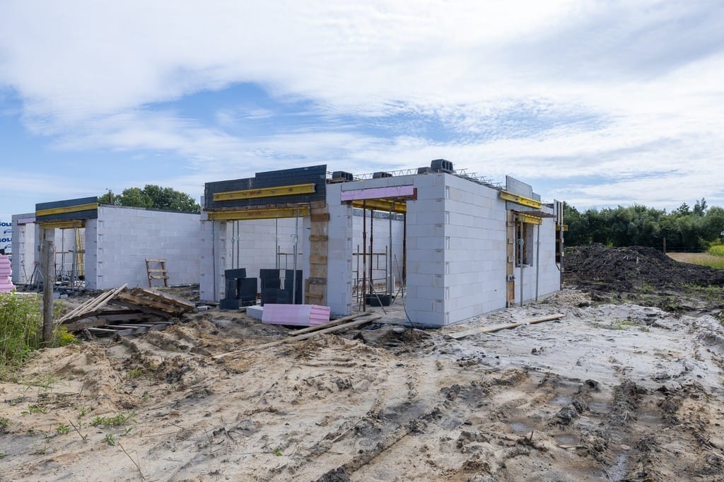 Dom 5 pokojowe na Sprzedaż