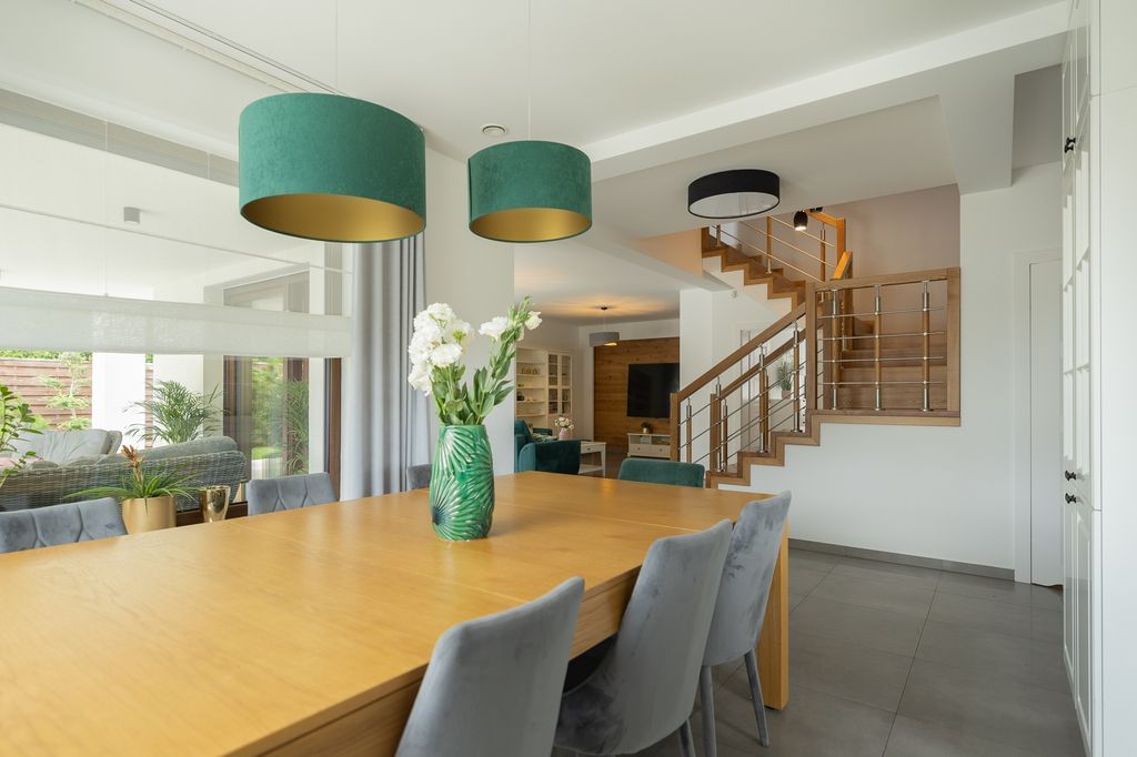 Dom 5 pokojowe na Sprzedaż