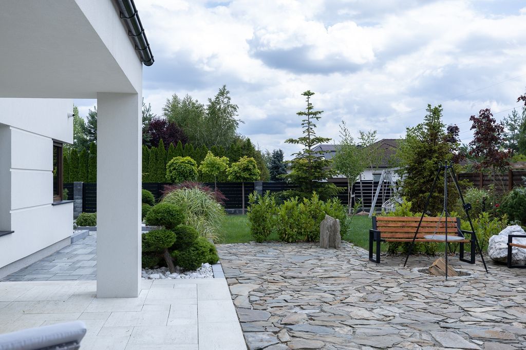 Dom 5 pokojowe na Sprzedaż