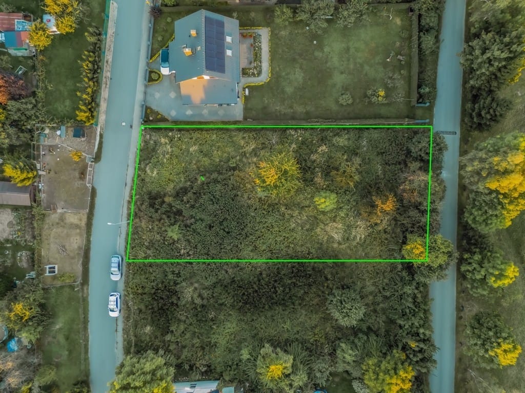 Działka  pokojowe na Sprzedaż