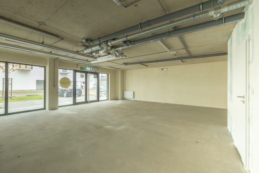 Lokal użytkowy  pokojowe na Sprzedaż